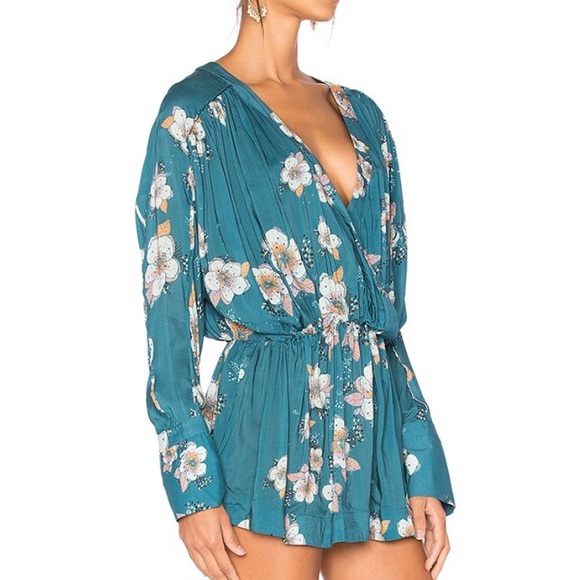 Free People Tuscan Dreams Printed Tunic in Turquoise - Picture 11 of 15